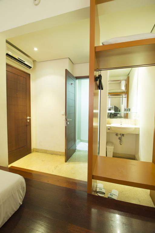 Reddoorz @ Gegerkalong Girang Hotel Bandung Exterior foto